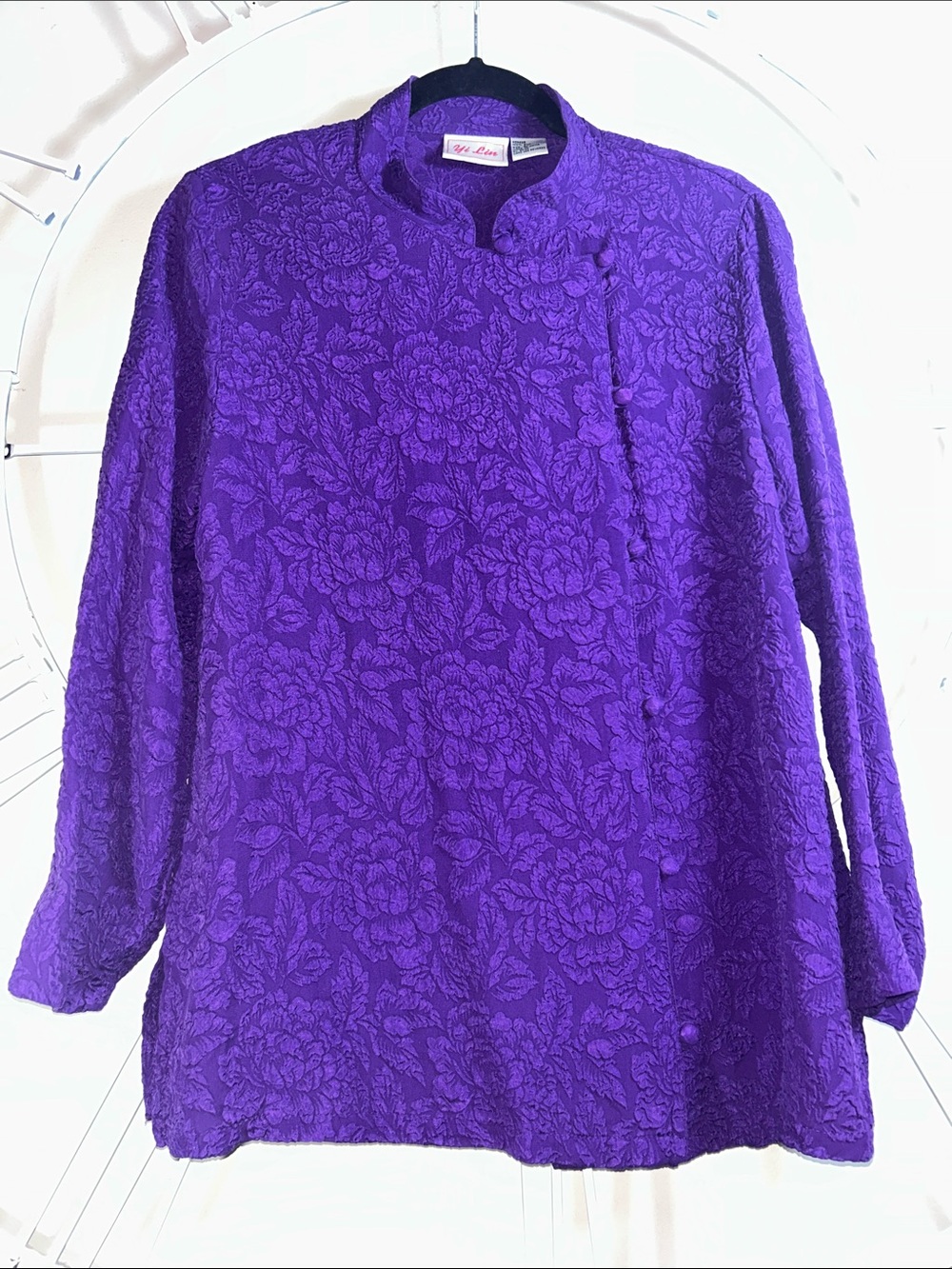 Vintage Yi Lin 100% Silk Purple Floral Jacquard Mandarin Collar Button Blouse